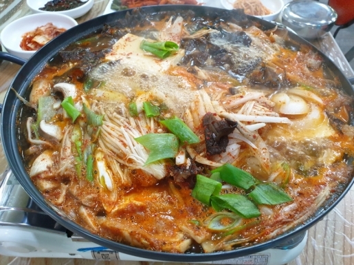 ¿©Çà »çÁø4 ¿©Çà »çÁø4